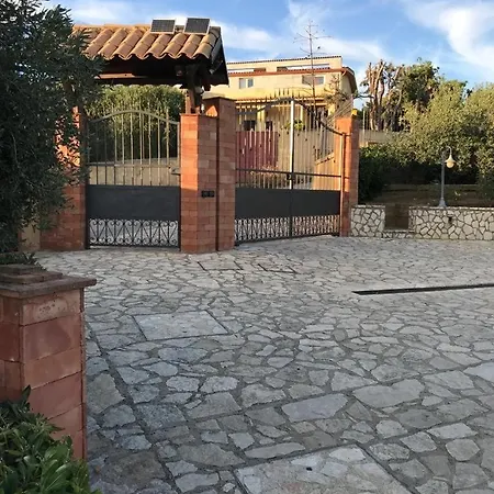 아파트 Con Piscina Panoramica A San Leone *